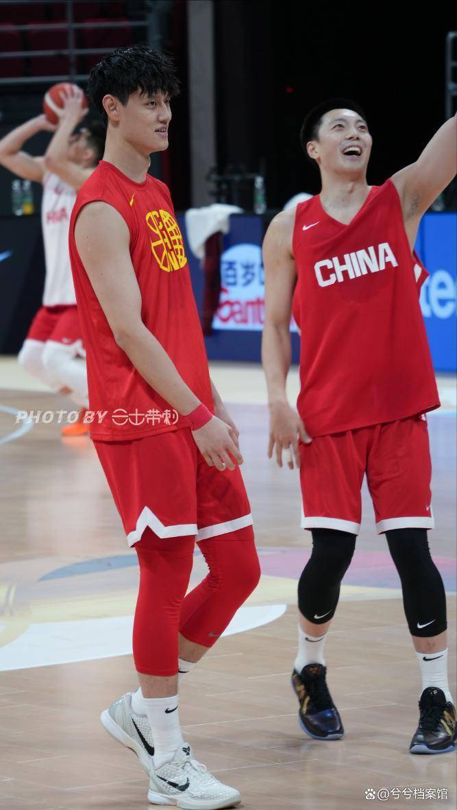 NBA总决赛倒计时；纽卡斯尔今晚门线救险；细节引发关注；球迷炸锅；训练强度明显提升的简单介绍